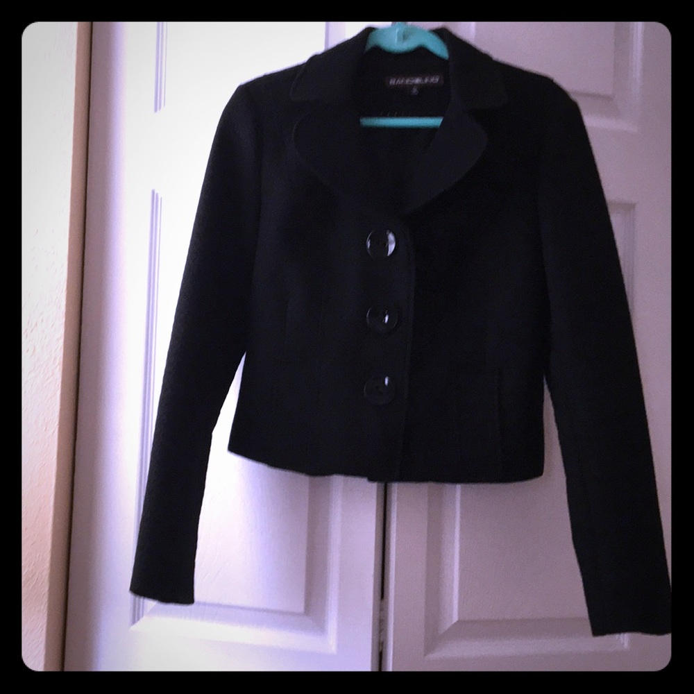 Bandolino 3 large button crop jacket